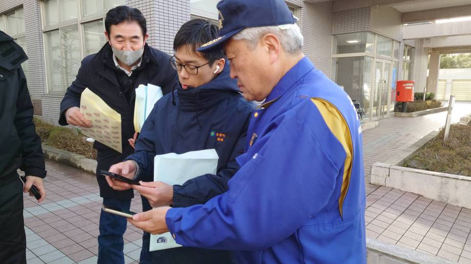 志賀町町長皆さんと名刺交換