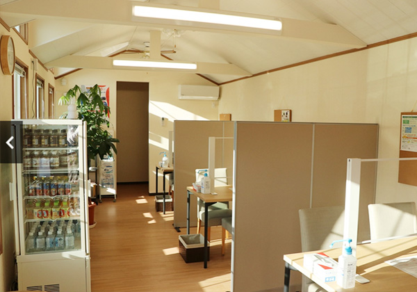 販売店